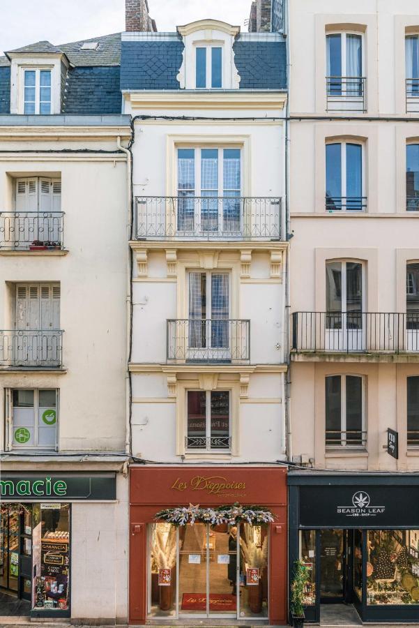 דייפ L'Etablissement Toimoinou, Hyper-Centre, Vue Marche, Proche Mer 150M, Lits Faits A Votre Arrivee, Serviettes De Toilette, Menage, Inclu, Netflix, Accueil En Personne מראה חיצוני תמונה